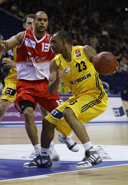 的表现让人 的表现让人