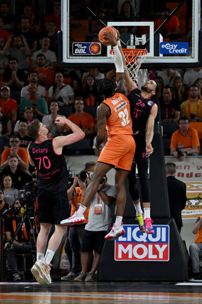 贝里瓦尔的 贝里瓦尔的